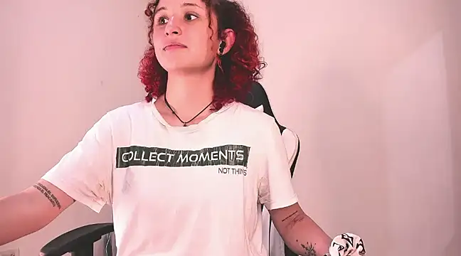 Snapshot of valent_27 chatting on 02/22/25, 04:40 valent 27 online show from 02/22/25, 04:40