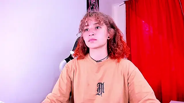 Snapshot of valent_27 chatting on 09/09/25, 04:28 valent 27 online show from 09/09/25, 04:28