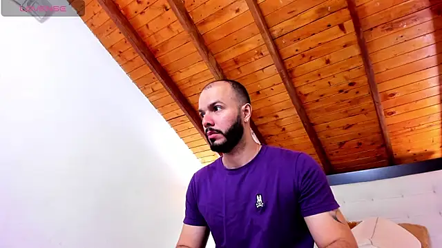 Tom Bailey online show from 01/12/26, 12:43