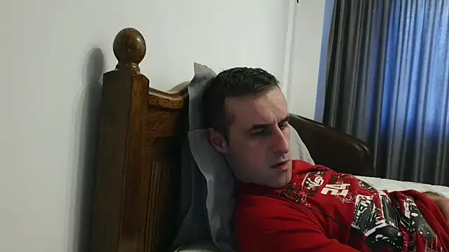 Snapshot of stevenpit chatting on 01/19/25, 01:22 stevenpit online show from 01/19/25, 01:22