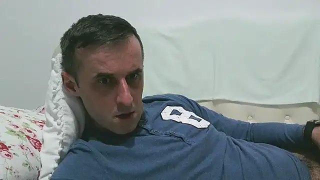 Snapshot of stevenpit chatting on 03/12/25, 08:31 stevenpit online show from 03/12/25, 08:31