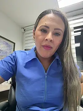 ALONDRAMILF online show from 02/02/25, 01:23