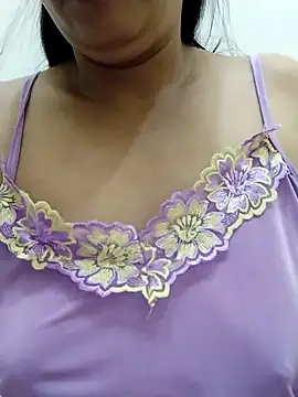 Lanyingxin18 online show from 10/30/25, 11:27