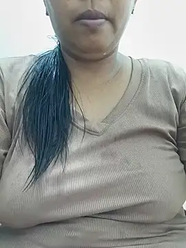 Lanyingxin18 online show from 05/28/26, 12:13