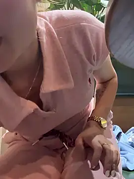 Emily 9xx online show from 03/20/25, 10:54