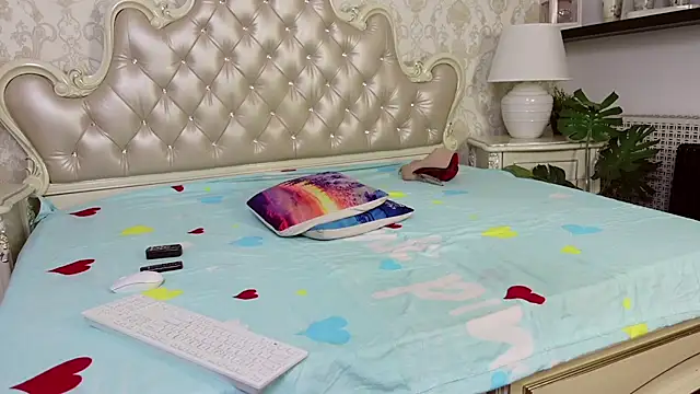 CarmellaAngel online show from 11/08/25, 10:59