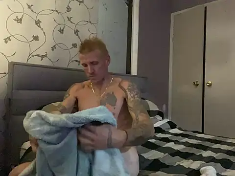 Snapshot of Sweetpasses chatting on 02/02/25, 07:41 Sweetpasses online show from 02/02/25, 07:41