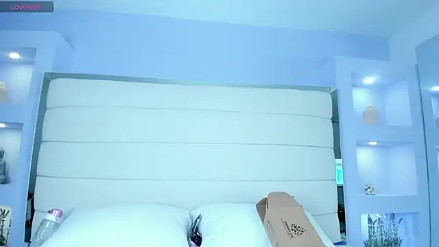 JessyEvans online show from 03/10/25, 07:40