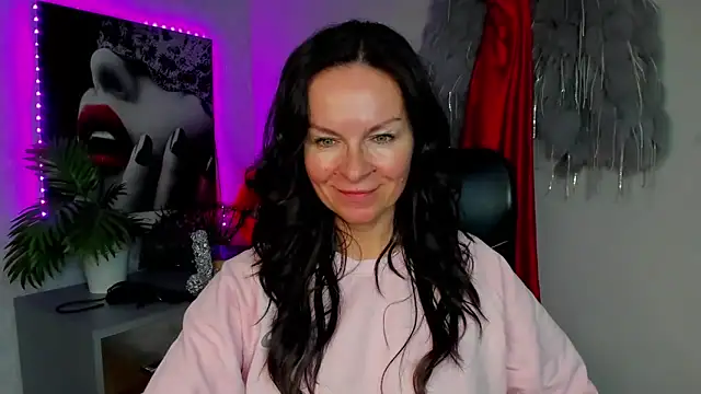 HelenLuxx online show from 03/19/26, 03:38