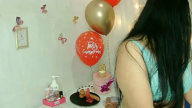 keterinjones--11 online show from 09/11/25, 09:48