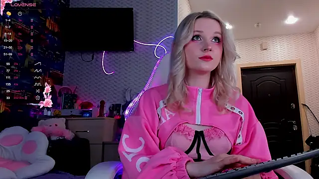 SweeteRose Royce online show from 11/11/25, 03:12