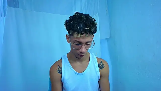 mateodeamjo online show from 04/16/26, 02:34