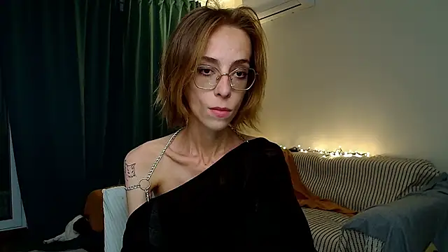 Snapshot of amber_quell_here chatting on 06/01/26, 05:03 amber quell here online show from 06/01/26, 05:03
