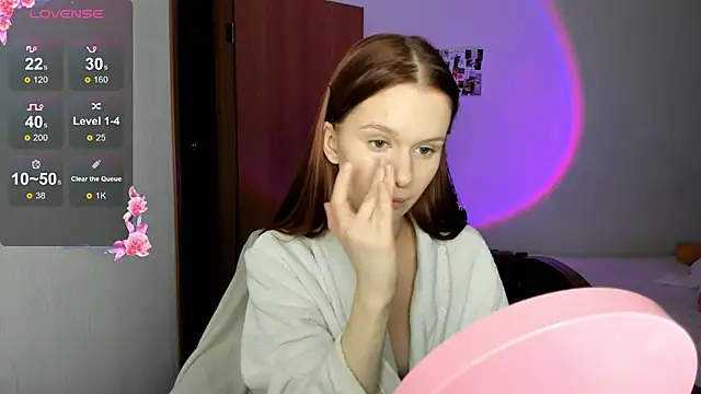 EmilySoul online show from 11/08/25, 07:45