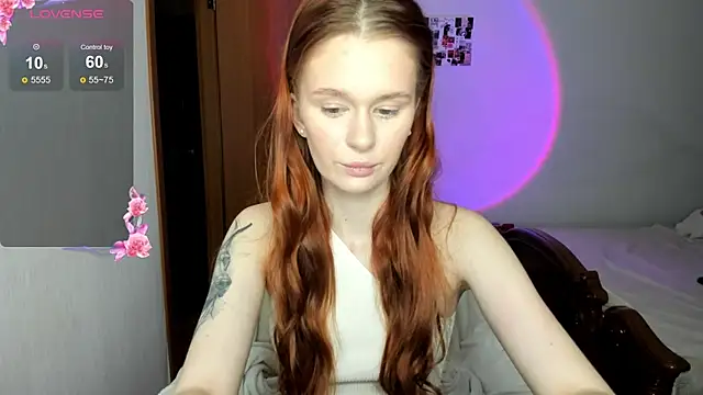 EmilySoul online show from 12/02/25, 09:21