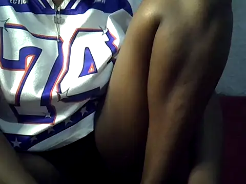 skinnysexynaughty online show from 10/09/25, 09:13