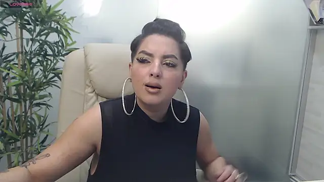 BustyAllyy online show from 02/25/25, 11:00