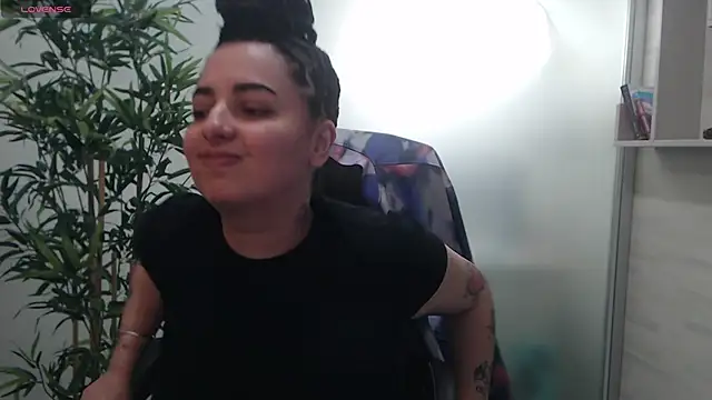 BustyAllyy online show from 09/29/25, 03:28