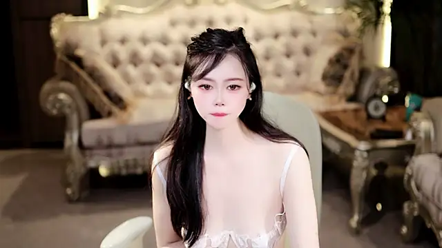 Snapshot of lilies-sweet chatting on 05/30/26, 12:13 lilies-sweet online show from 05/30/26, 12:13