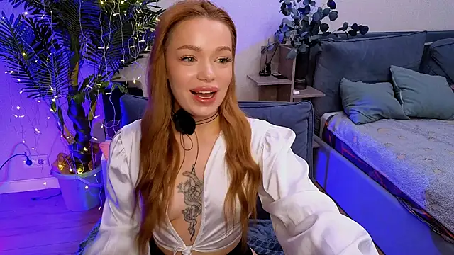 Lily Yin online show from 01/01/25, 05:11