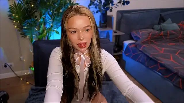 Lily Yin online show from 02/12/25, 05:58