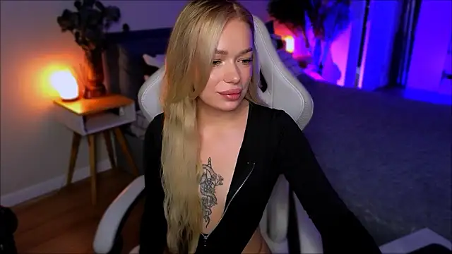 Lily Yin online show from 03/24/26, 06:51