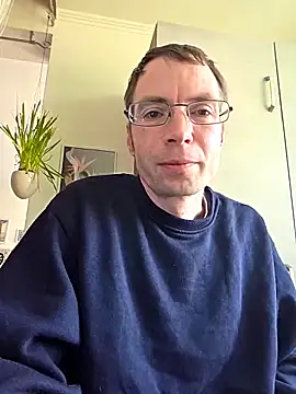 Schnubby1 online show from 03/21/25, 11:01