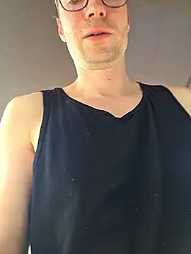 Schnubby1 online show from 03/19/26, 01:04