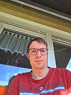 Schnubby1 online show from 04/15/26, 10:44