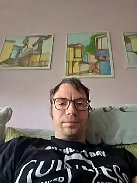 Schnubby1 online show from 04/24/26, 02:41