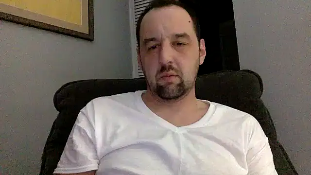 Snapshot of Kink_Master_Daddy chatting on 03/26/26, 03:34 Kink Master Daddy online show from 03/26/26, 03:34