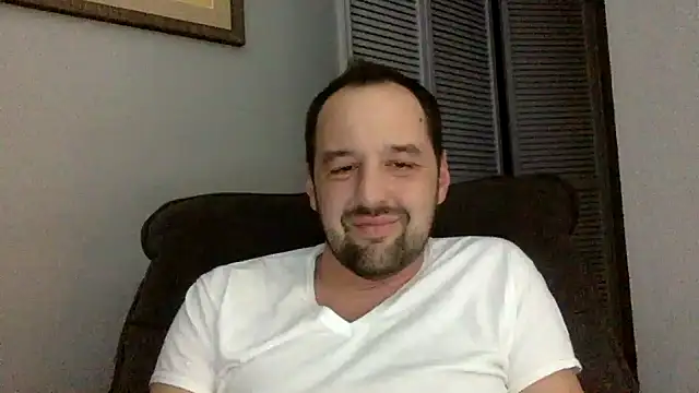 Snapshot of Kink_Master_Daddy chatting on 05/05/26, 02:41 Kink Master Daddy online show from 05/05/26, 02:41