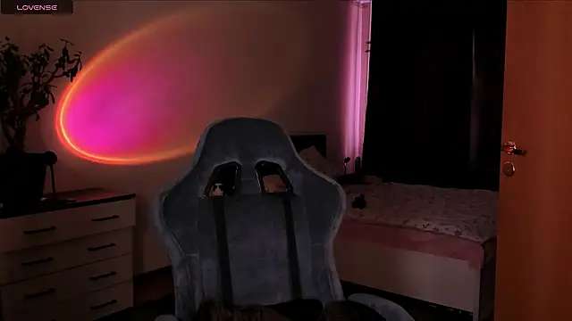 Polusladkoye online show from 04/22/26, 03:13