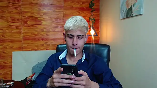 Snapshot of Bastiaan_28 chatting on 12/12/24, 02:26 Bastiaan 28 online show from 12/12/24, 02:26