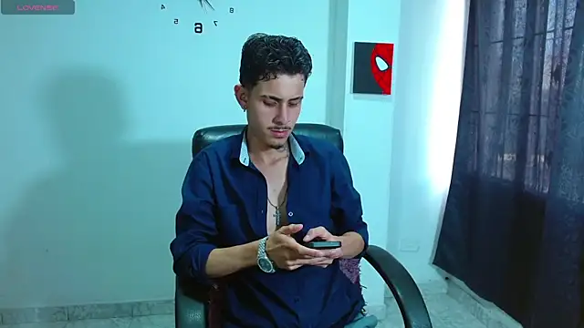 Snapshot of Bastiaan_28 chatting on 10/02/25, 07:54 Bastiaan 28 online show from 10/02/25, 07:54