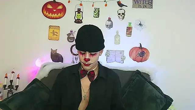 Snapshot of Bastiaan_28 chatting on 10/21/25, 04:57 Bastiaan 28 online show from 10/21/25, 04:57