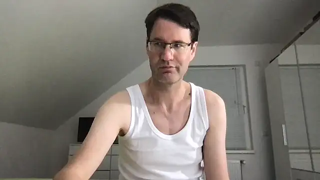 zxzx cam1 online show from 02/12/25, 10:59