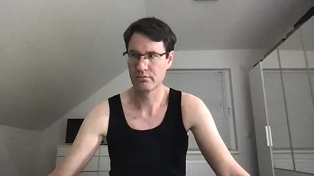 zxzx cam1 online show from 02/21/25, 04:59