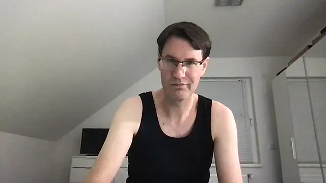 zxzx cam1 online show from 03/14/25, 04:30