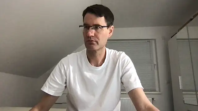 zxzx cam1 online show from 11/14/25, 06:28