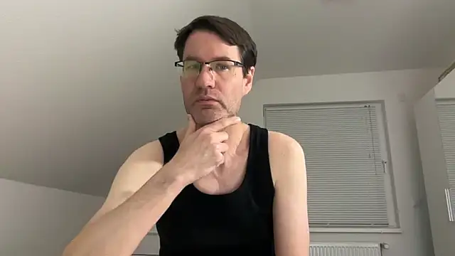 zxzx cam1 online show from 04/19/26, 05:23