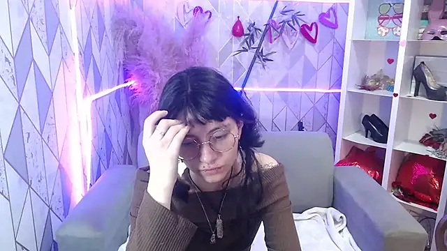 charlottemoonxz online show from 10/06/25, 07:00