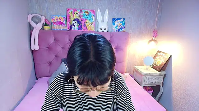 charlottemoonxz online show from 03/01/26, 06:43