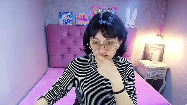 charlottemoonxz online show from 04/21/26, 06:34