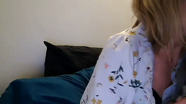 anechka1 online show from 01/06/26, 01:53