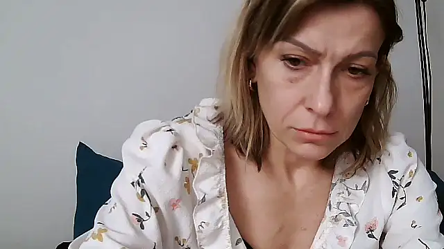 anechka1 online show from 03/03/26, 08:37