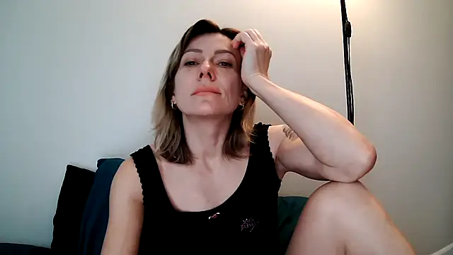 anechka1 online show from 03/11/26, 04:46