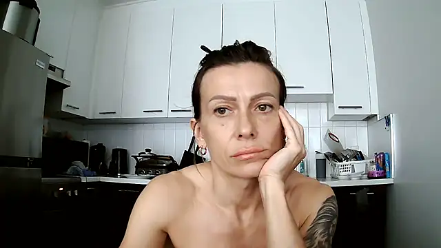 Snapshot of anechka1 chatting on 07/06/26, 08:11 anechka1 online show from 07/06/26, 08:11