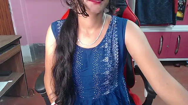 Angel Alison  online show from 02/11/25, 09:25