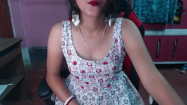 Angel Alison  online show from 02/12/25, 06:30